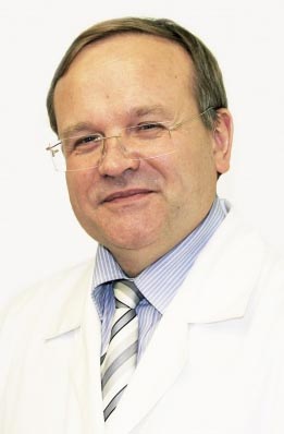 Профессор Каневцов В.В., специалист по хирургии груди